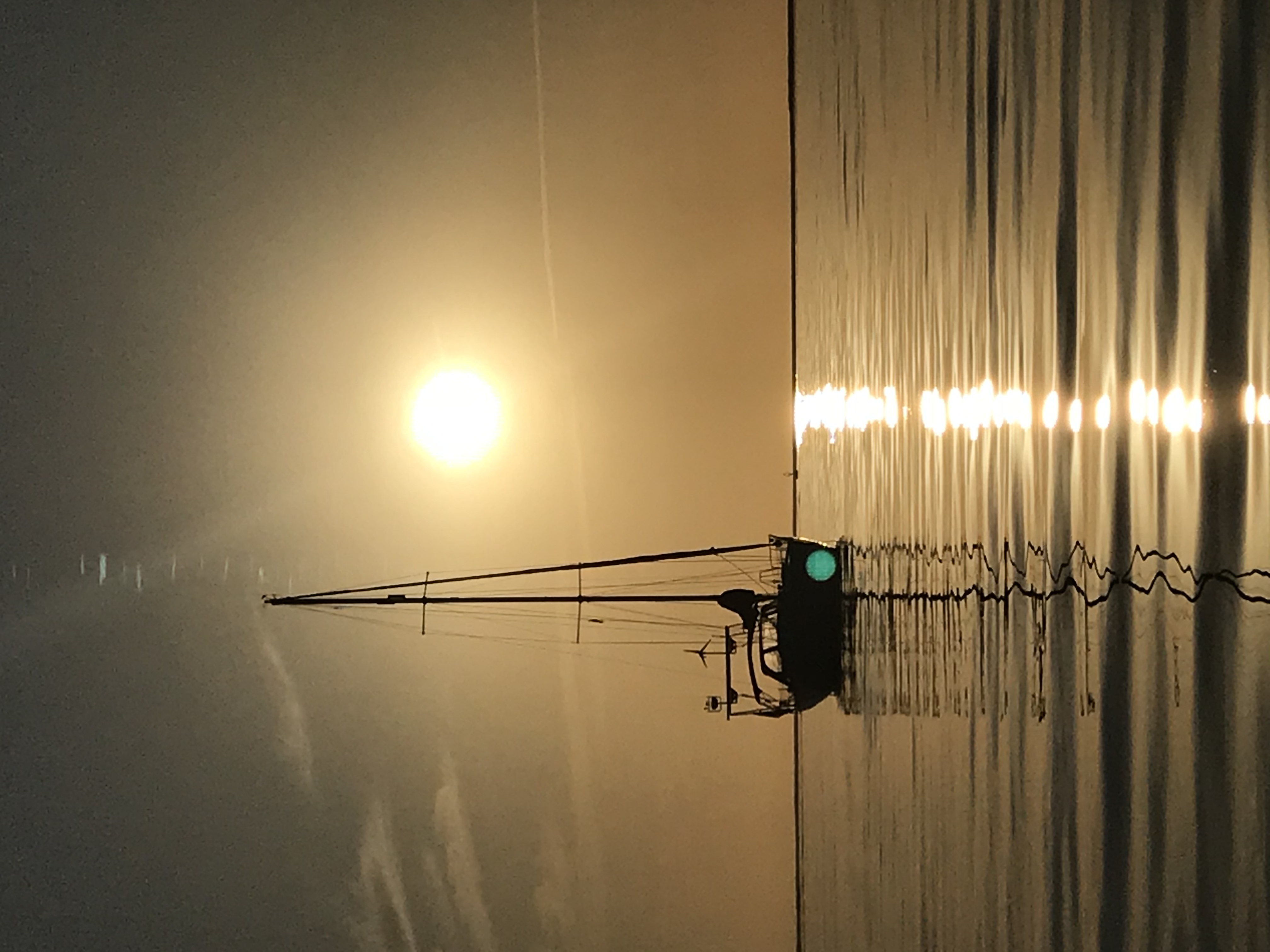 Zeilen varen zonsondergang zonsopkomst strand boot wereld rond isis zeilboot zee water avontuur